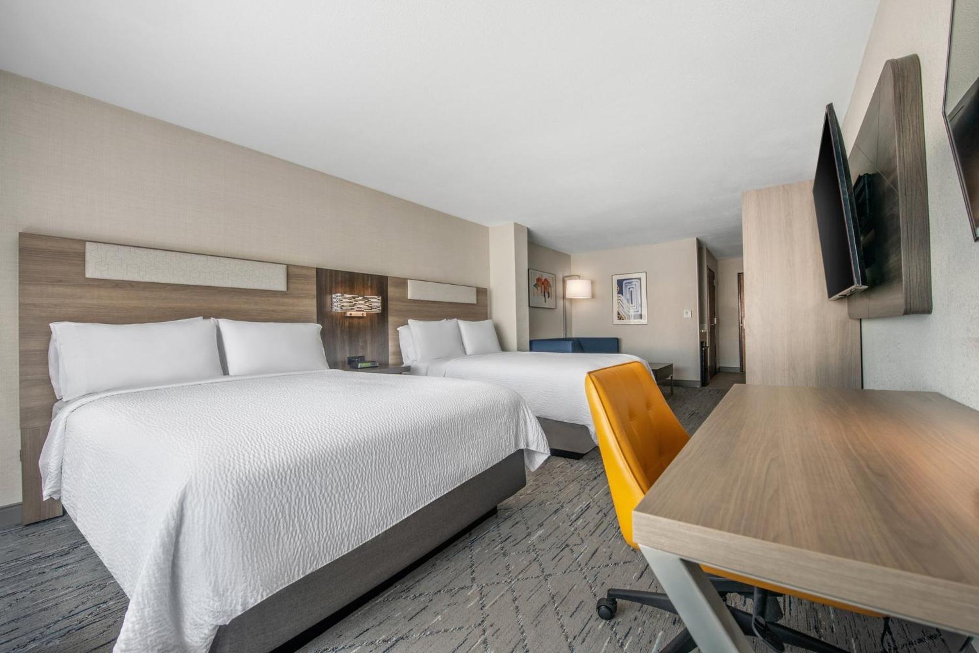 Holiday Inn Express San Diego - Sorrento Valley By Ihg Exterior photo