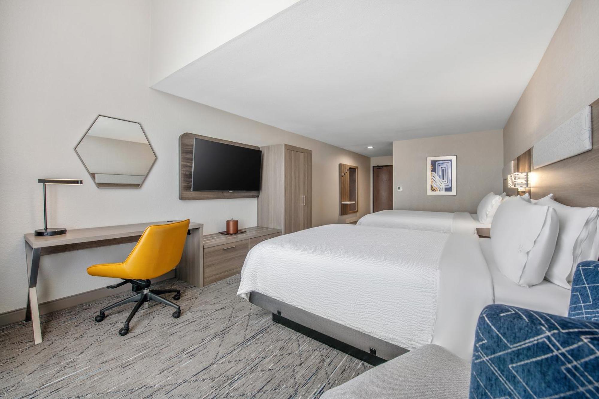 Holiday Inn Express San Diego - Sorrento Valley By Ihg Exterior photo