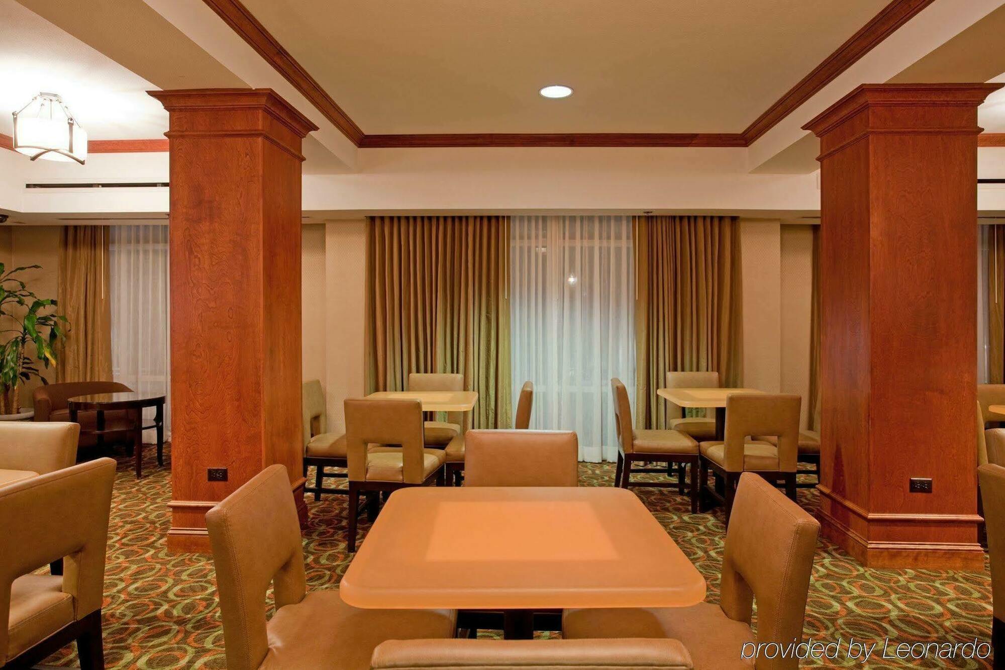 Holiday Inn Express San Diego - Sorrento Valley By Ihg Restaurant photo